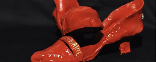 Sabato 25 novembre torna Scarpette Rosse in Ceramica
