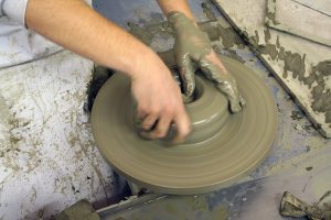 urbania-scuola-associazione-amici-ceramica