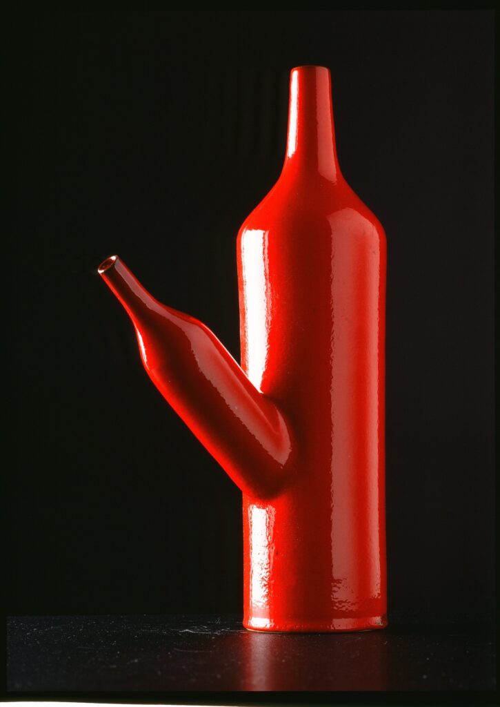 Picazzo ardito ficcante, rivestimento smalto rosso selenio (Simonis, Salerno).